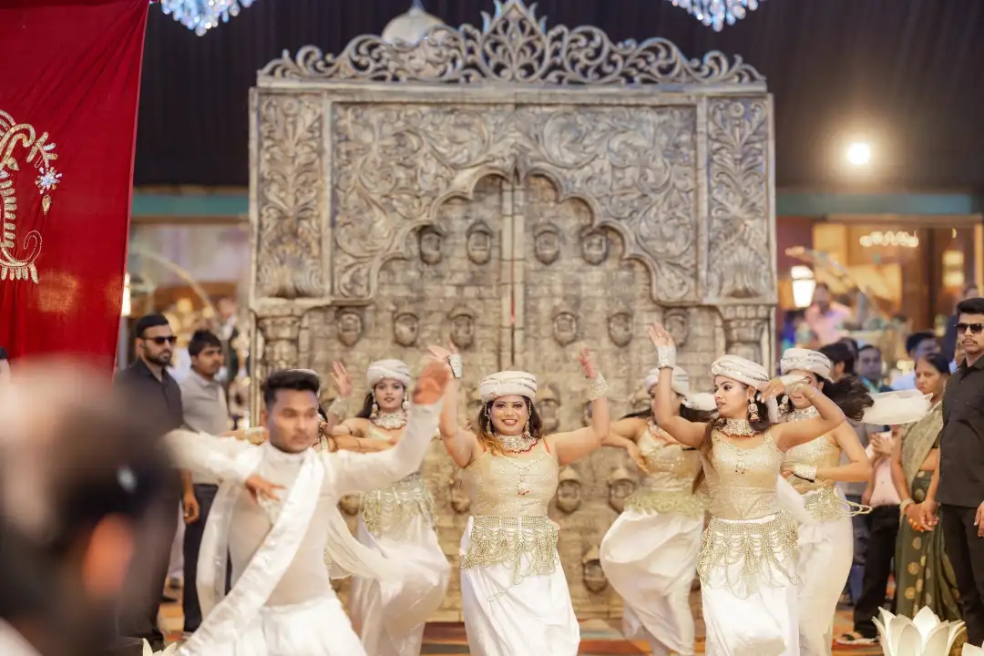 Samkit &amp; Naina photo 20
